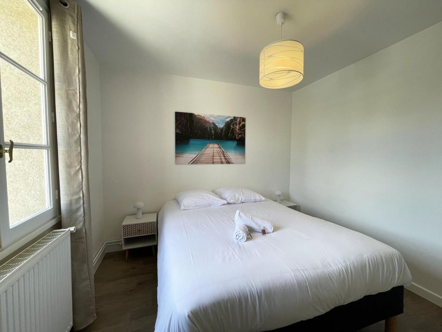 Au Bord De L'Eure - Free Parking Apartment Chartres Ngoại thất bức ảnh